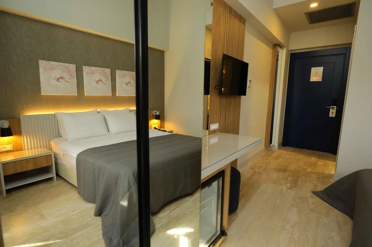 Ariel Hotel Alaçatı 0*,